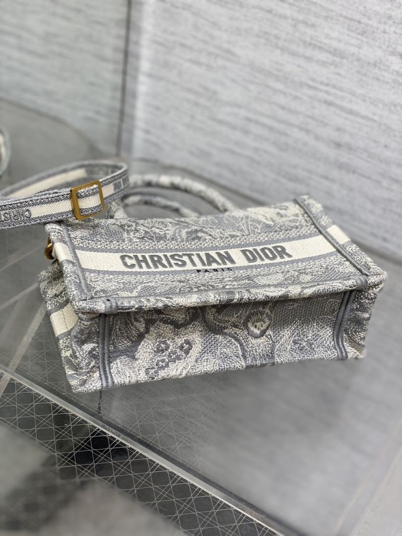 Christian Dior Shopping Bags